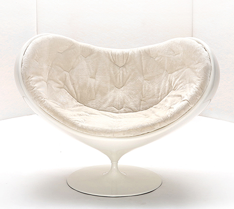 Swivel Fiberglass Chair by Giovannetti - Armchair Love